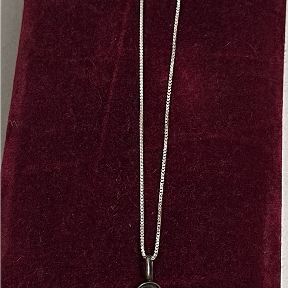 Turquoise cross, and chain - Picture 6 of 7